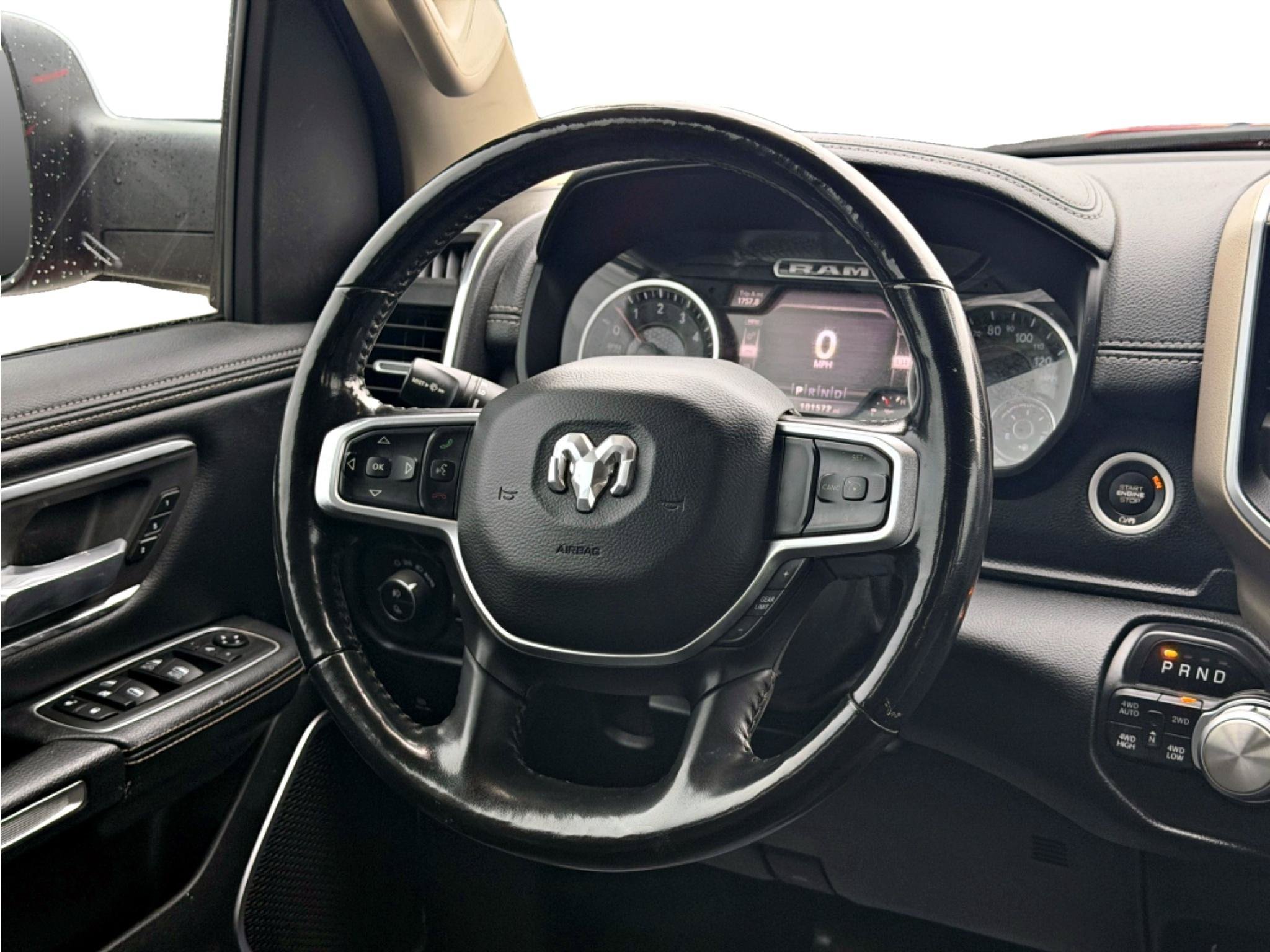 Used 2020 RAM 1500 Laramie AWD/4WD image 4