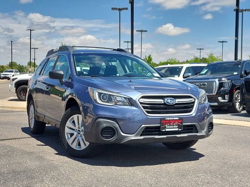 Used 2018 Subaru Outback 2.5i AWD/4WD image 2