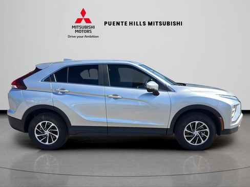 Used 2025 Mitsubishi Eclipse Cross ES AWD/4WD image 4