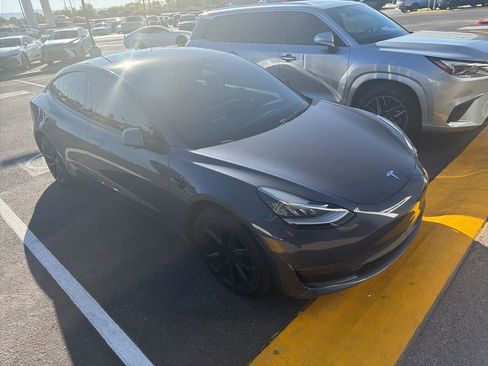 Used 2022 Tesla Model 3 Long Range image 3