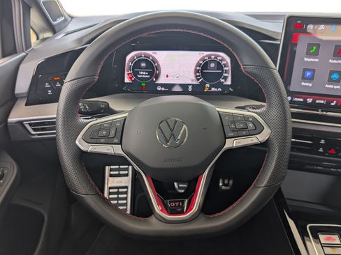 Used 2026 Volkswagen GTI SE FWD image 24