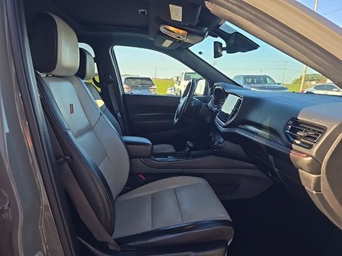 Used 2024 Dodge Durango GT image 27