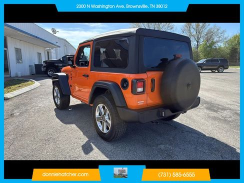 Used 2025 Jeep Wrangler Sport AWD/4WD image 3