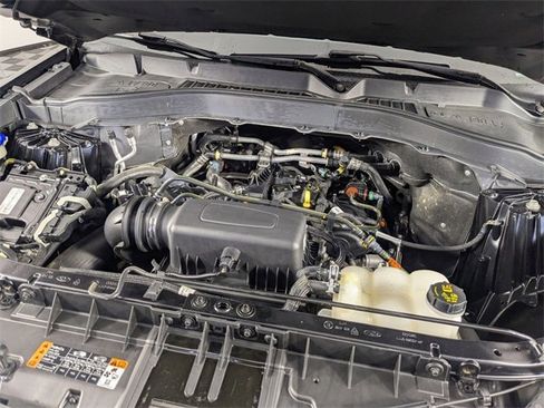 Used 2021 Ford Explorer XLT w/ Equipment Group 202A image 37