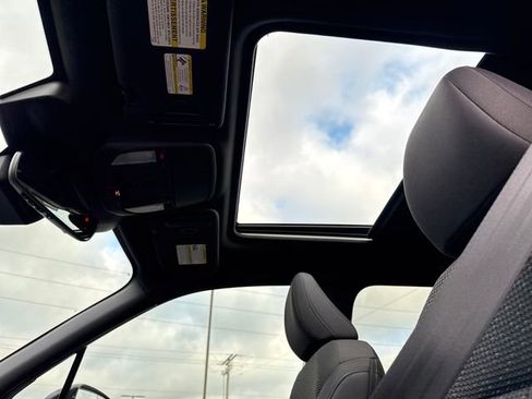 New 2026 Subaru Forester Premium image 29