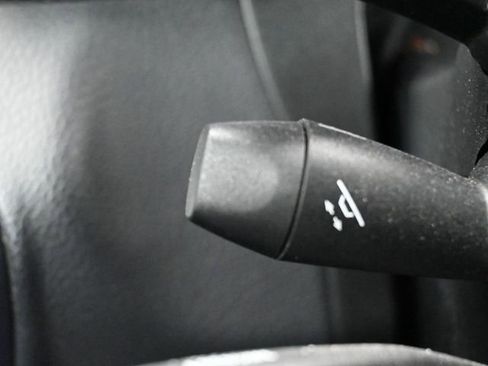 Used 2019 Mercedes-Benz GLC 300 4MATIC Coupe w/ Parking Assist Package image 28