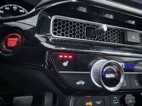 Used 2022 Honda Civic EX image 11