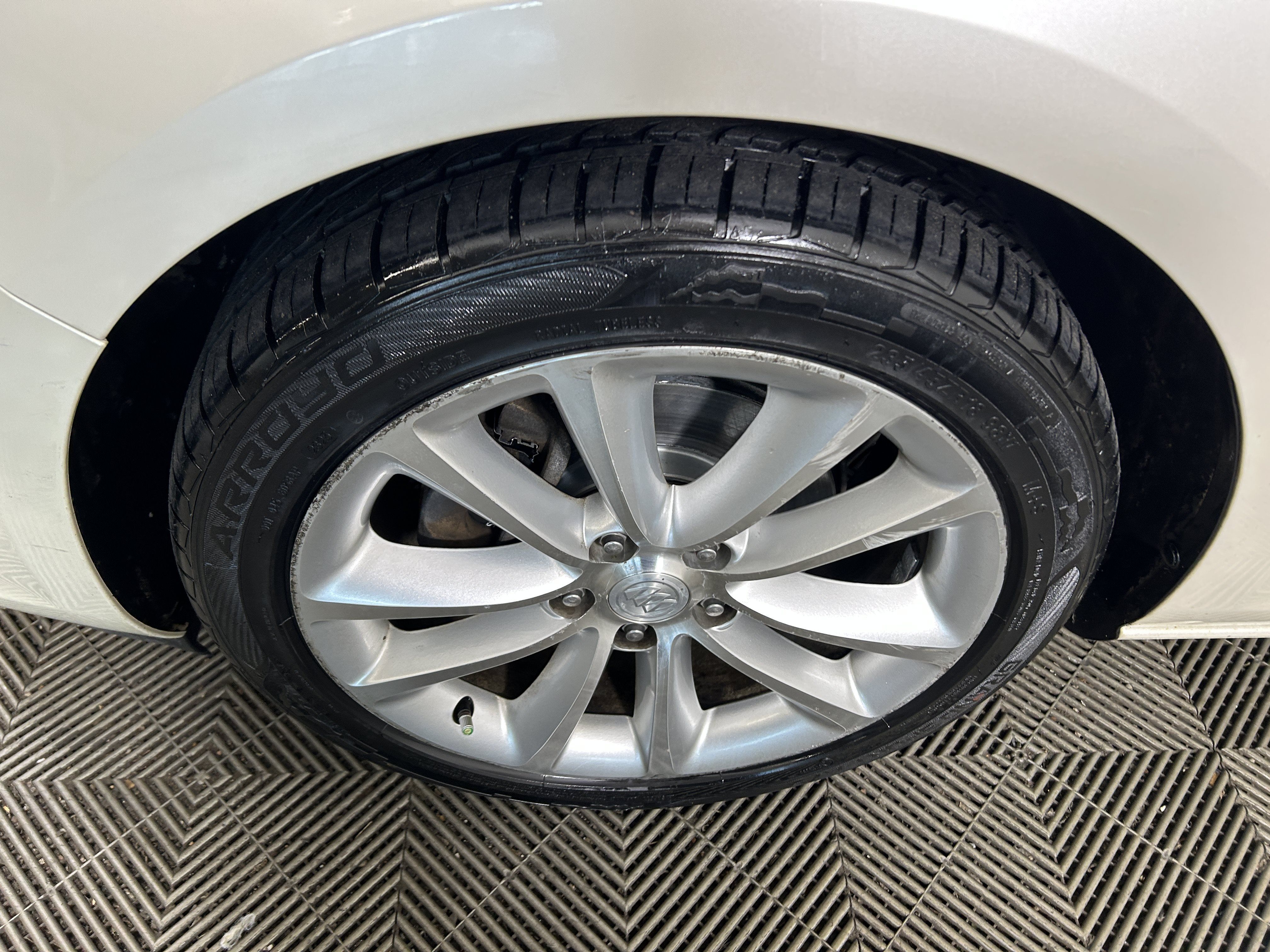 Used 2014 Buick Verano Leather FWD image 9