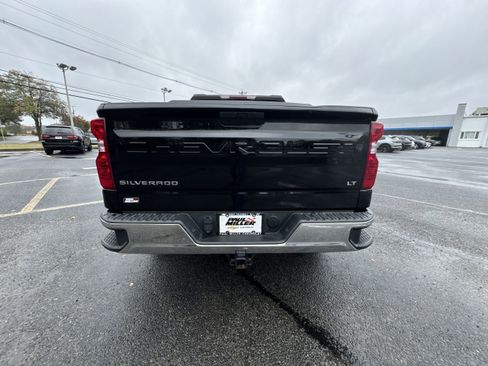 Used 2021 Chevrolet Silverado 1500 LT image 33
