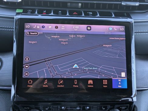 New 2025 Jeep Grand Cherokee L Overland w/ Advanced Protech Group III AWD/4WD image 13
