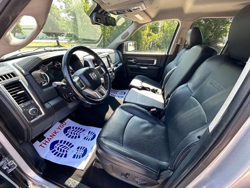 Used 2017 RAM 1500 Laramie RWD image 11