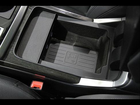 Used 2023 Audi Q7 2.0T Premium w/ Convenience Package image 16