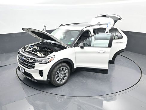 New 2026 Ford Explorer Active image 58