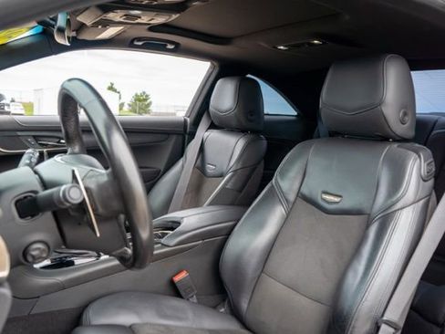 Used 2017 Cadillac ATS V w/ Luxury Package RWD image 15