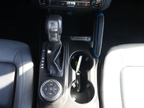 Used 2022 Ford Bronco Black Diamond image 20