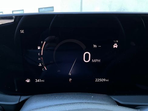 Used 2025 Buick Envista Preferred image 36