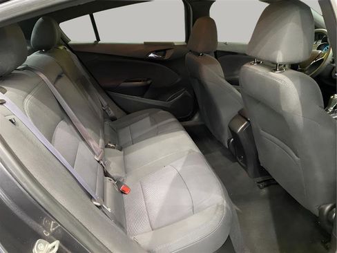 Used 2017 Chevrolet Cruze LT w/ Convenience Package image 11