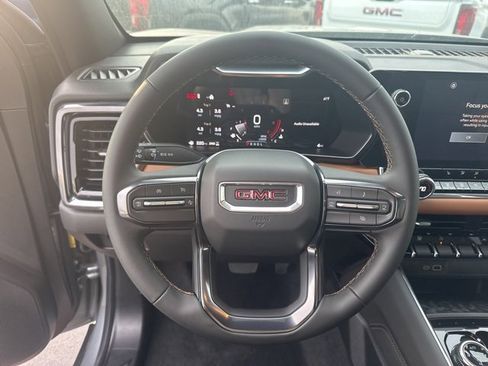 New 2026 GMC Canyon AT4 image 10