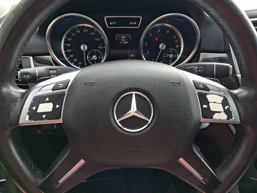 Used 2015 Mercedes-Benz GL 550 4MATIC image 27