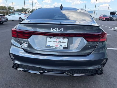 Used 2022 Kia Forte GT-Line w/ GT-Line Premium Package FWD image 7