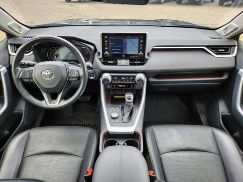 Used 2021 Toyota RAV4 Limited AWD/4WD image 3