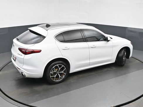 Used 2021 Alfa Romeo Stelvio Ti image 33