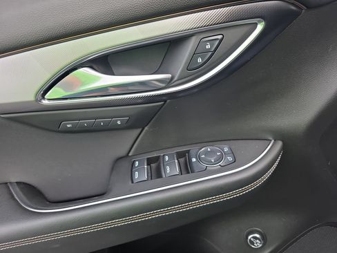 Used 2024 Buick Envision Sport Touring AWD/4WD image 14