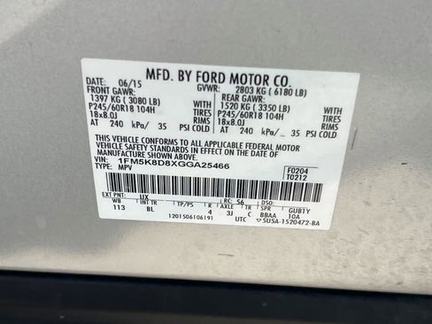 Used 2016 Ford Explorer XLT w/ Equipment Group 202A AWD/4WD image 35