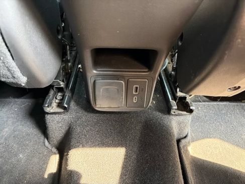 Used 2022 Chevrolet TrailBlazer LT w/ Convenience Package AWD/4WD image 15