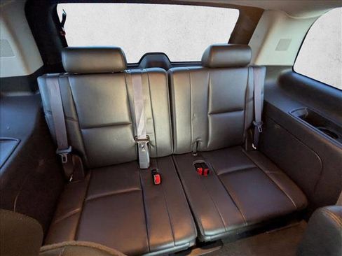 Used 2013 Cadillac Escalade Luxury image 23