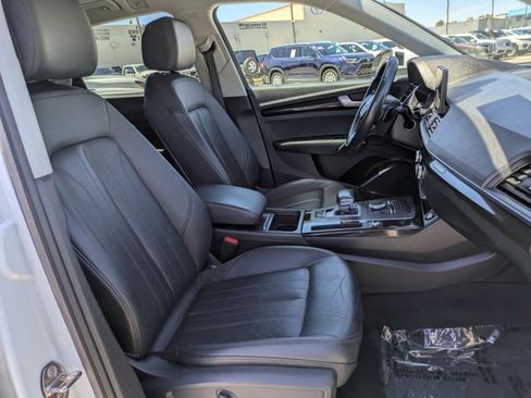 Used 2020 Audi Q5 2.0T Premium w/ Convenience Package AWD/4WD image 20