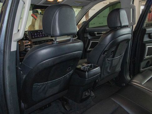 Used 2022 Kia Telluride LX AWD/4WD image 10