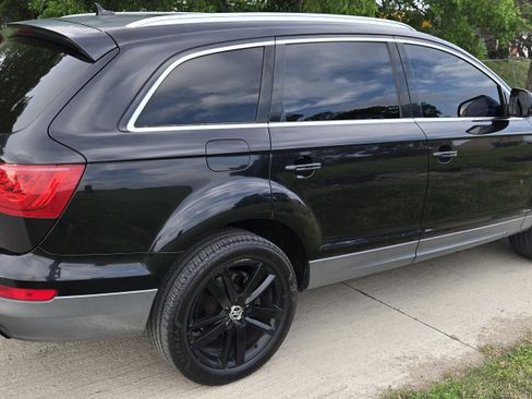 Used 2011 Audi Q7 3.0T Premium image 9