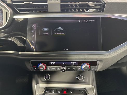 Used 2024 Audi Q3 2.0T Premium Plus w/ Premium Plus Package image 34