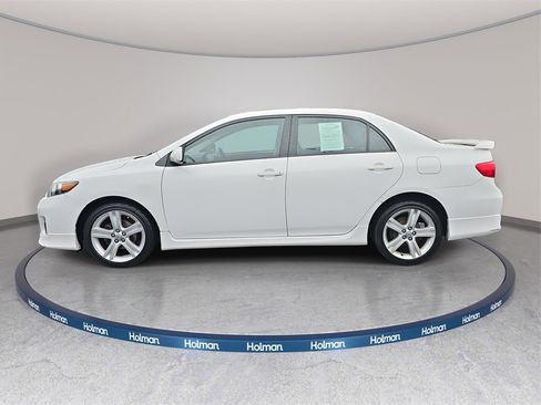 Used 2013 Toyota Corolla S image 8