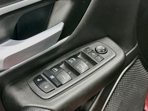 Used 2022 RAM 1500 Big Horn AWD/4WD image 15