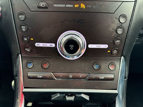 Used 2020 Ford Edge ST w/ Equipment Group 401A image 19