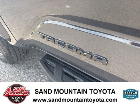 Used 2024 Toyota Tacoma TRD Sport w/ TRD Sport Upgrade Package RWD image 10