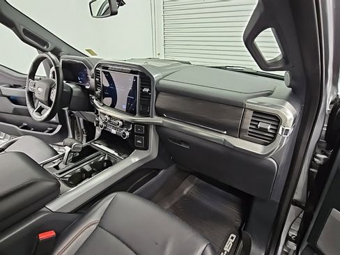 Used 2024 Ford F150 Lariat image 40