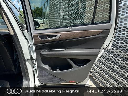 Used 2026 Volkswagen Atlas SEL Premium R-Line AWD/4WD image 38
