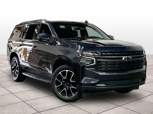 Used 2022 Chevrolet Tahoe RST w/ Luxury Package image 2