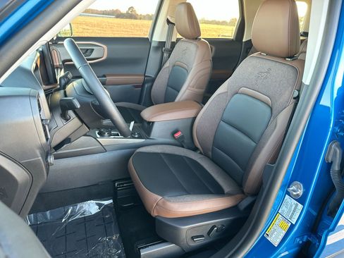 Used 2025 Ford Bronco Sport Outer Banks image 11