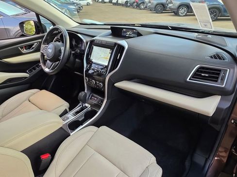 Used 2020 Subaru Ascent Limited w/ Technology Package image 9