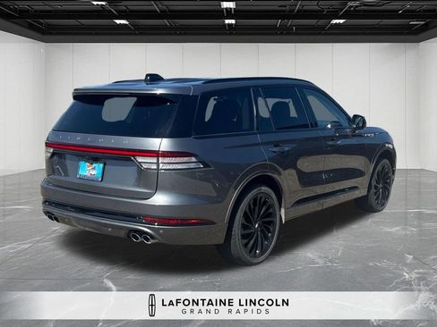 Certified 2025 Lincoln Aviator Reserve w/ Equipment Group 201A AWD/4WD image 5