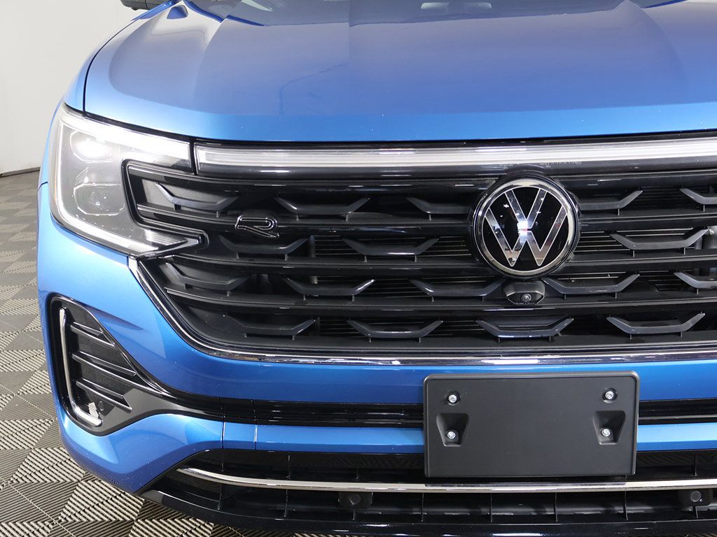 Used 2024 Volkswagen Atlas Cross Sport SEL Premium R-Line AWD/4WD image 15
