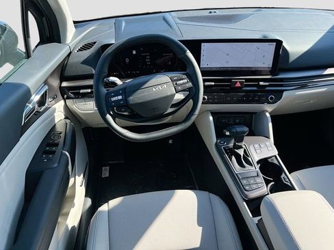 New 2026 Kia Sportage SX FWD image 24