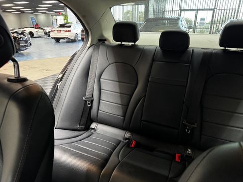 Used 2018 Mercedes-Benz C 300 C 300 4MATIC AWD 4dr Sedan image 34