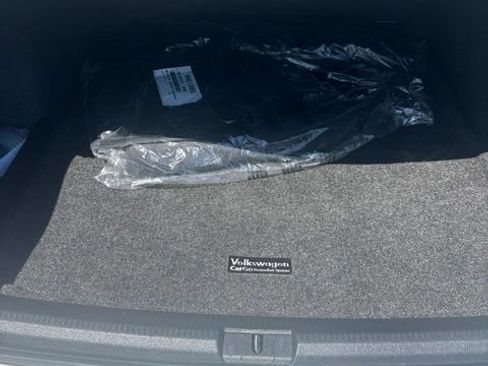 Used 2017 Volkswagen Passat 1.8T SEL Premium FWD image 30
