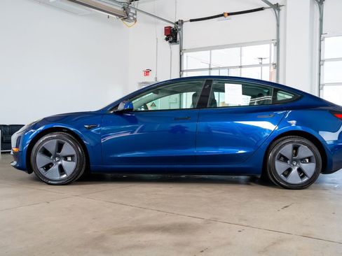 Used 2023 Tesla Model 3 Standard Range RWD image 19