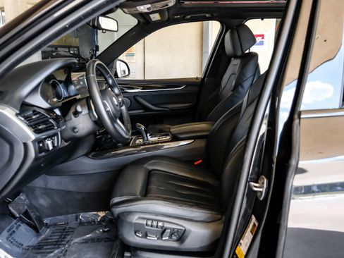 Used 2018 BMW X5 xDrive50i image 3